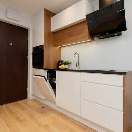 Studio Bruna Metro Pole Mokotowskie By Noclegi Renters Варшава Екстериор снимка