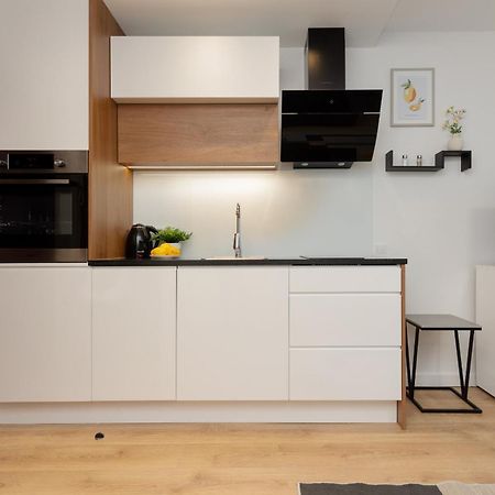 Studio Bruna Metro Pole Mokotowskie By Noclegi Renters Варшава Екстериор снимка